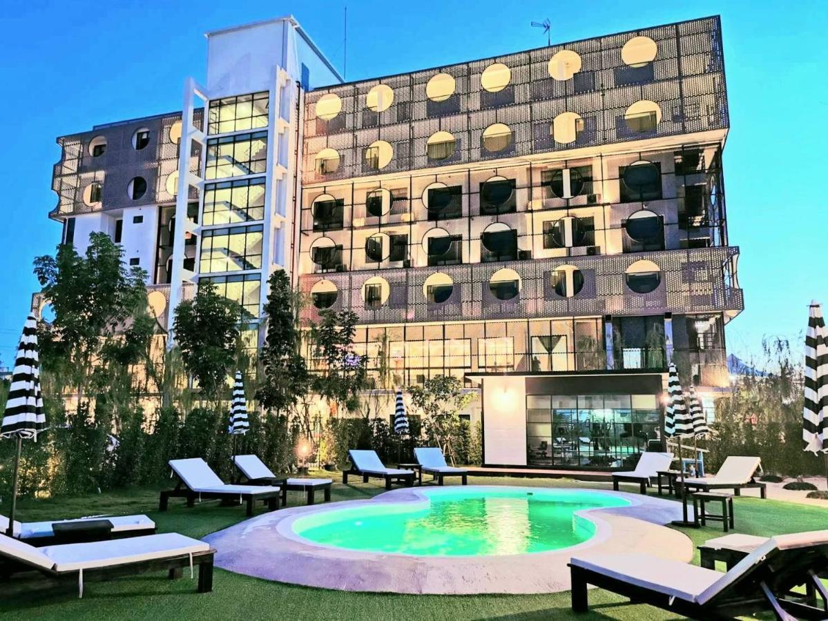 Hotel Fuse Rayong Buitenkant foto
