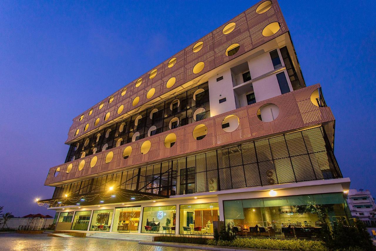 Hotel Fuse Rayong Buitenkant foto