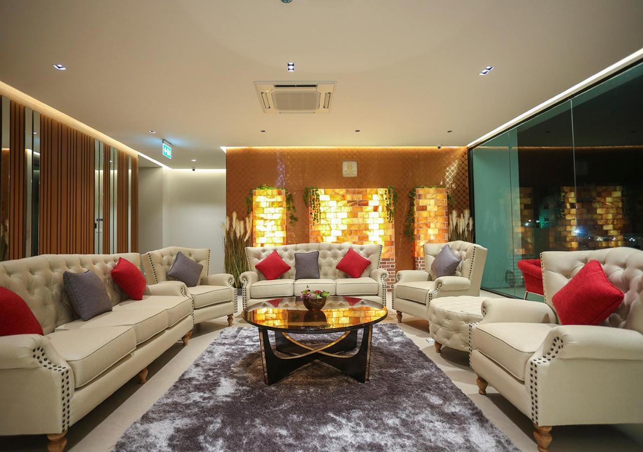 Hotel Fuse Rayong Buitenkant foto