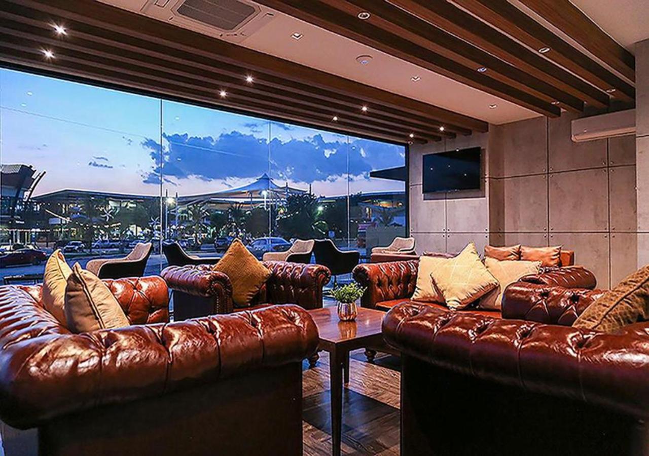Hotel Fuse Rayong Buitenkant foto